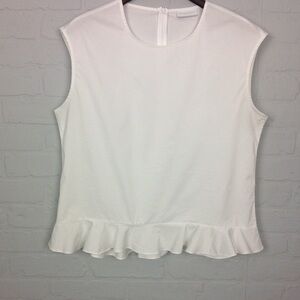 ⭐️40% Off⭐️ NY&Co White Ruffle Hem Sleeveless Shirt